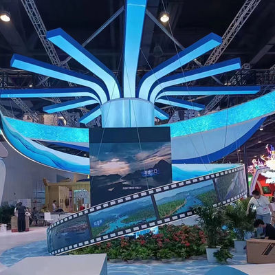 400W-600W Indoor Outdoor LED Screen Flessibile SQ-R Super Wide Viewing Angle