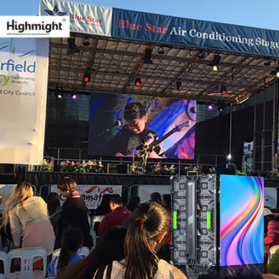 La serie RS-B è la scelta migliore per il noleggio di schermi a LED per eventi sul palco